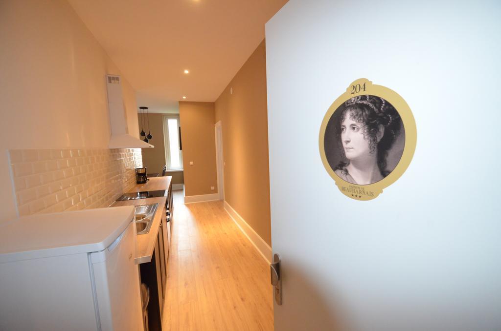 L'Empereur, Sa Femme Et Le Petit Prince Plombieres-les-Bains Exterior photo